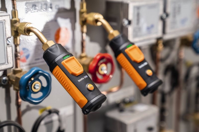 Testo 549i - Tlakomer ovládaný inteligentným telefónom Meranie vysokého a nízkého tlaku